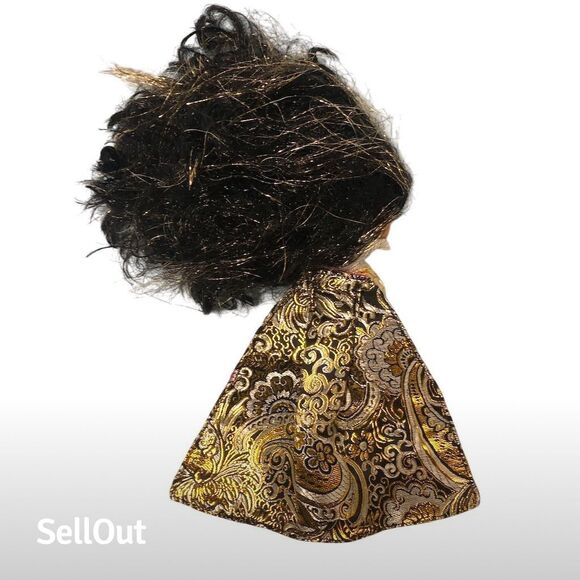 LOL Surprise OMG Remix Jukebox BB Fashion Doll with Outfit & Cape - Picture 2 of 2